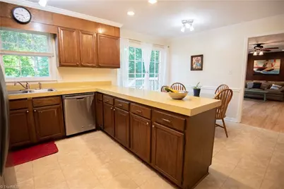 1218 Foxfire Drive, Greensboro, NC 27410 - Photo 14