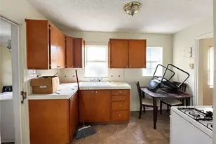 1212 Portland St, Greensboro, NC 27403 - Photo 8
