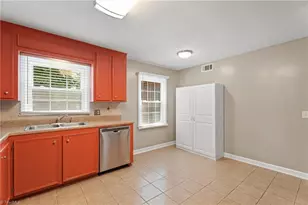 4986 Lombardy Ln, Winston-Salem, NC 27103 - Photo 12
