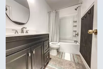 218 Delaware Avenue, Mount Airy, NC 27030 - Photo 12