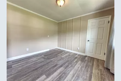 218 Delaware Avenue, Mount Airy, NC 27030 - Photo 10