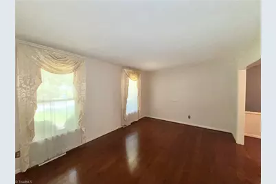 5311 Bennington Drive, Greensboro, NC 27410 - Photo 8
