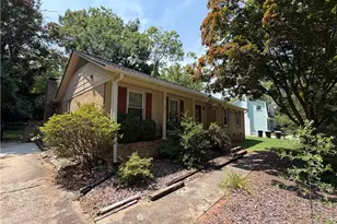 5311 Bennington Dr, Greensboro, NC 27410 - Photo 2