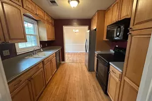 1602 Brewster Dr, Greensboro, NC 27409 - Photo 8
