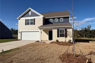 131 Primrose St, King, NC 27021 - Photo 1