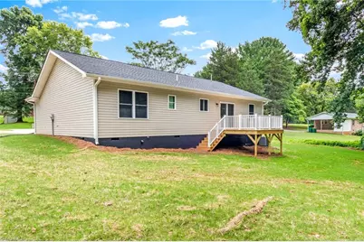 136 Williams Street, Boonville, NC 27011 - Photo 34