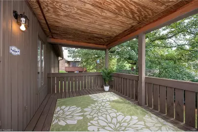 410 Ridgehaven Drive, Winston-Salem, NC 27104 - Photo 8