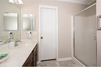 410 Ridgehaven Drive, Winston-Salem, NC 27104 - Photo 40