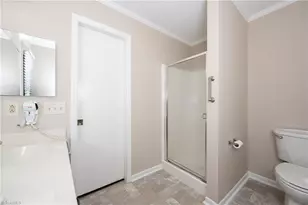 410 Ridgehaven Dr, Winston-Salem, NC 27104 - Photo 38