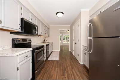 410 Ridgehaven Drive, Winston-Salem, NC 27104 - Photo 22