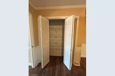 6717 W Friendly Avenue, Greensboro, NC 27410 - Photo 10