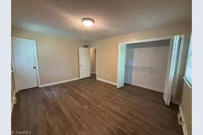 6717 W Friendly Avenue, Greensboro, NC 27410 - Photo 18