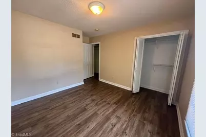 6717 W Friendly Avenue, Greensboro, NC 27410 - Photo 14