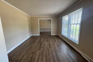 6717 W Friendly Ave, Greensboro, NC 27410 - Photo 6