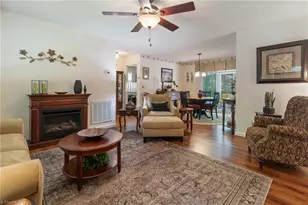 112 Nutbush Ct, Hillsborough, NC 27278 - Photo 8