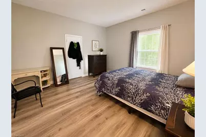 1817 SE Center Street, Winston-Salem, NC 27127 - Photo 14