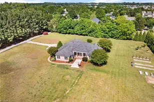 4447 Kendale Rd, High Point, NC 27265 - Photo 40