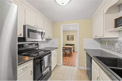 3860 Huntingreen Lane #C, Winston-Salem, NC 27106 - Photo 10