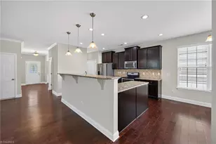 1913 Glenkirk Dr, Burlington, NC 27215 - Photo 8