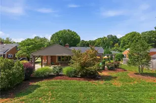2807 Northampton Dr, Greensboro, NC 27408 - Photo 40