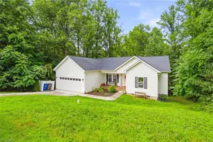 3673 Turret Ct, Winston-Salem, NC 27101 - Photo 2