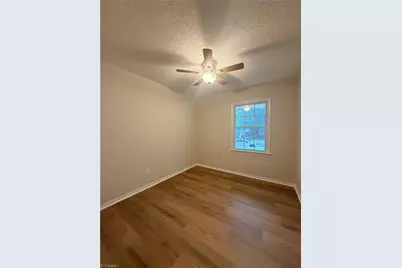 705 Lakecrest Avenue, High Point, NC 27265 - Photo 32
