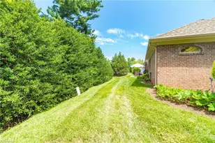 4301 Hanberry Dr, Greensboro, NC 27410 - Photo 30