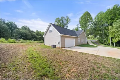 3101 Hickory Ridge Drive, Winston-Salem, NC 27127 - Photo 32