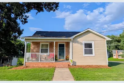 318 Hay Street, Mount Airy, NC 27030 - Photo 2
