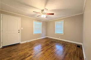 318 Hay St, Mount Airy, NC 27030 - Photo 4