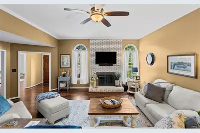 1210 Suncrest Drive, High Point, NC 27265 - Photo 4