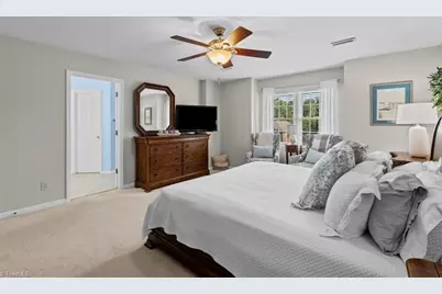 1210 Suncrest Drive, High Point, NC 27265 - Photo 28