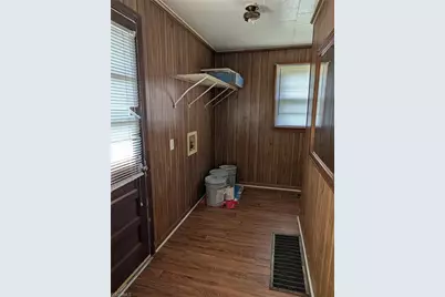 905 W Jefferson Street, Mayodan, NC 27027 - Photo 12