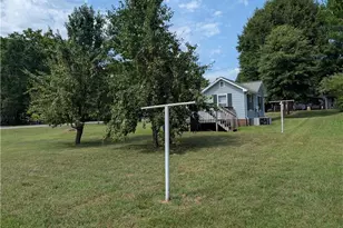 905 W Jefferson St, Mayodan, NC 27027 - Photo 4