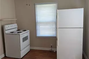 905 W Jefferson St, Mayodan, NC 27027 - Photo 10