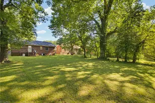 515 W Decatur St, Madison, NC 27025 - Photo 28