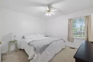 515 W Decatur St, Madison, NC 27025 - Photo 16