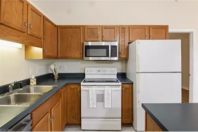 158 Sparks Court, Winston-Salem, NC 27103 - Photo 12
