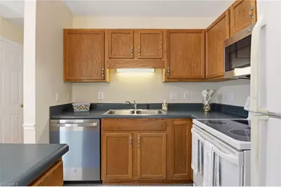 158 Sparks Court, Winston-Salem, NC 27103 - Photo 10