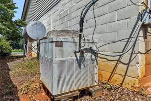 329 W Main St, East Bend, NC 27018 - Photo 10