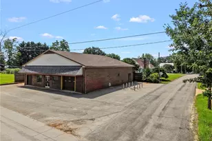 329 W Main St, East Bend, NC 27018 - Photo 2