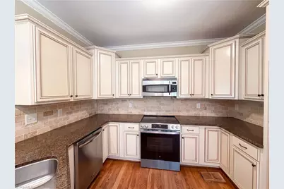 5474 Alamo Drive, Winston-Salem, NC 27104 - Photo 6