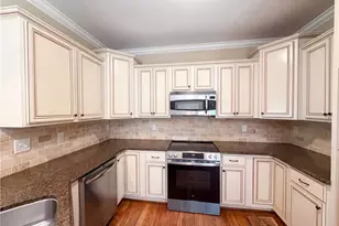 5474 Alamo Dr, Winston-Salem, NC 27104 - Photo 6