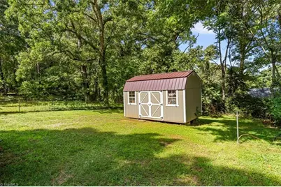 2723 Sink Street, Winston-Salem, NC 27107 - Photo 32
