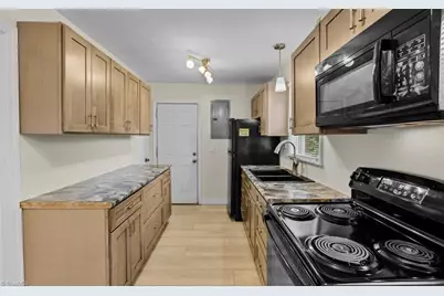 2723 Sink Street, Winston-Salem, NC 27107 - Photo 8