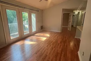 5934 Friendly Ave, Greensboro, NC 27410 - Photo 2