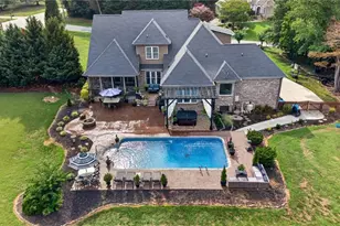5400 White Blossom Dr, Greensboro, NC 27410 - Photo 2