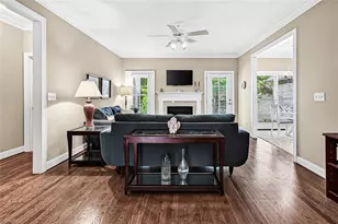 5501 7 Gates Dr, Greensboro, NC 27410 - Photo 6