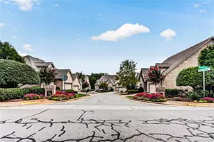 5501 7 Gates Dr, Greensboro, NC 27410 - Photo 50