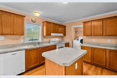 471 Guilrock Lane, Browns Summit, NC 27214 - Photo 10